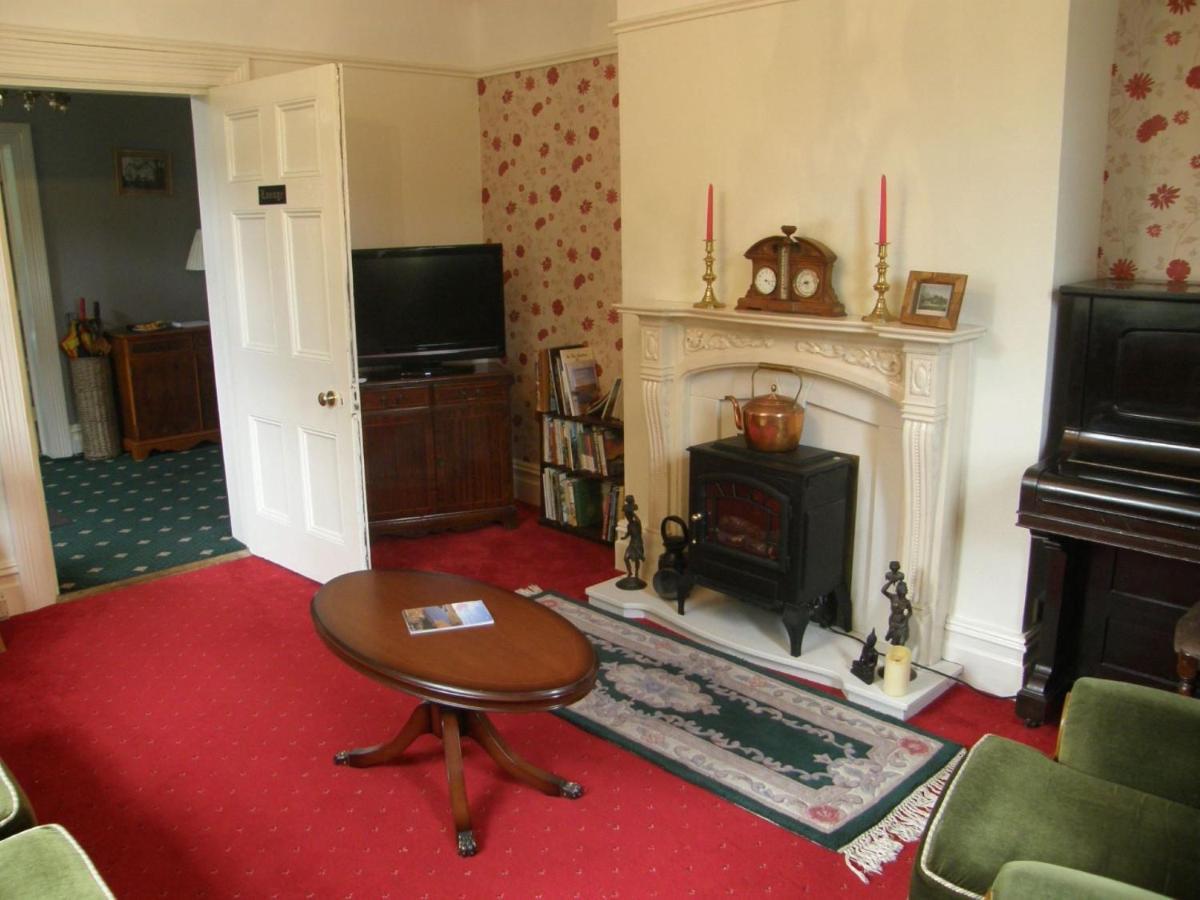 Hotel The Old Vicarage Llangurig Exteriér fotografie