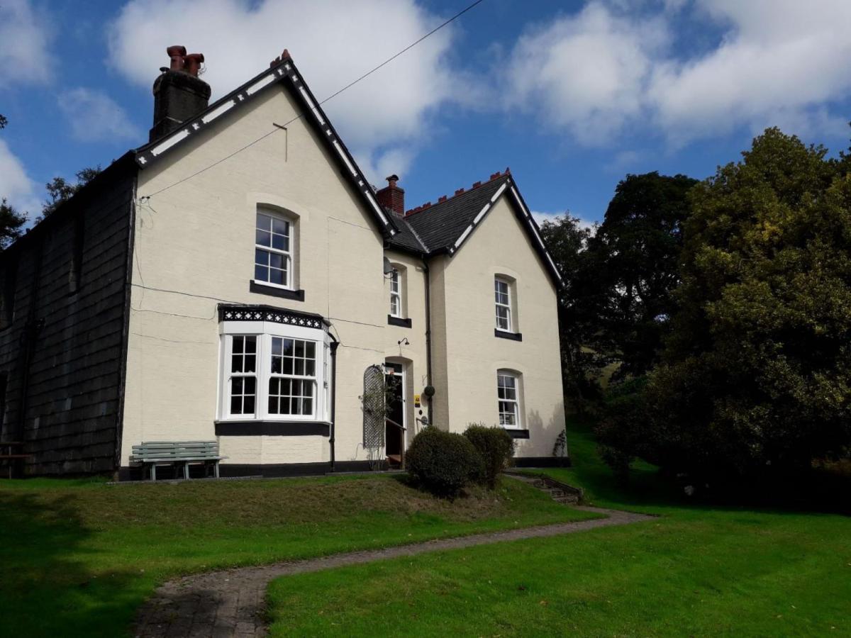 Hotel The Old Vicarage Llangurig Exteriér fotografie