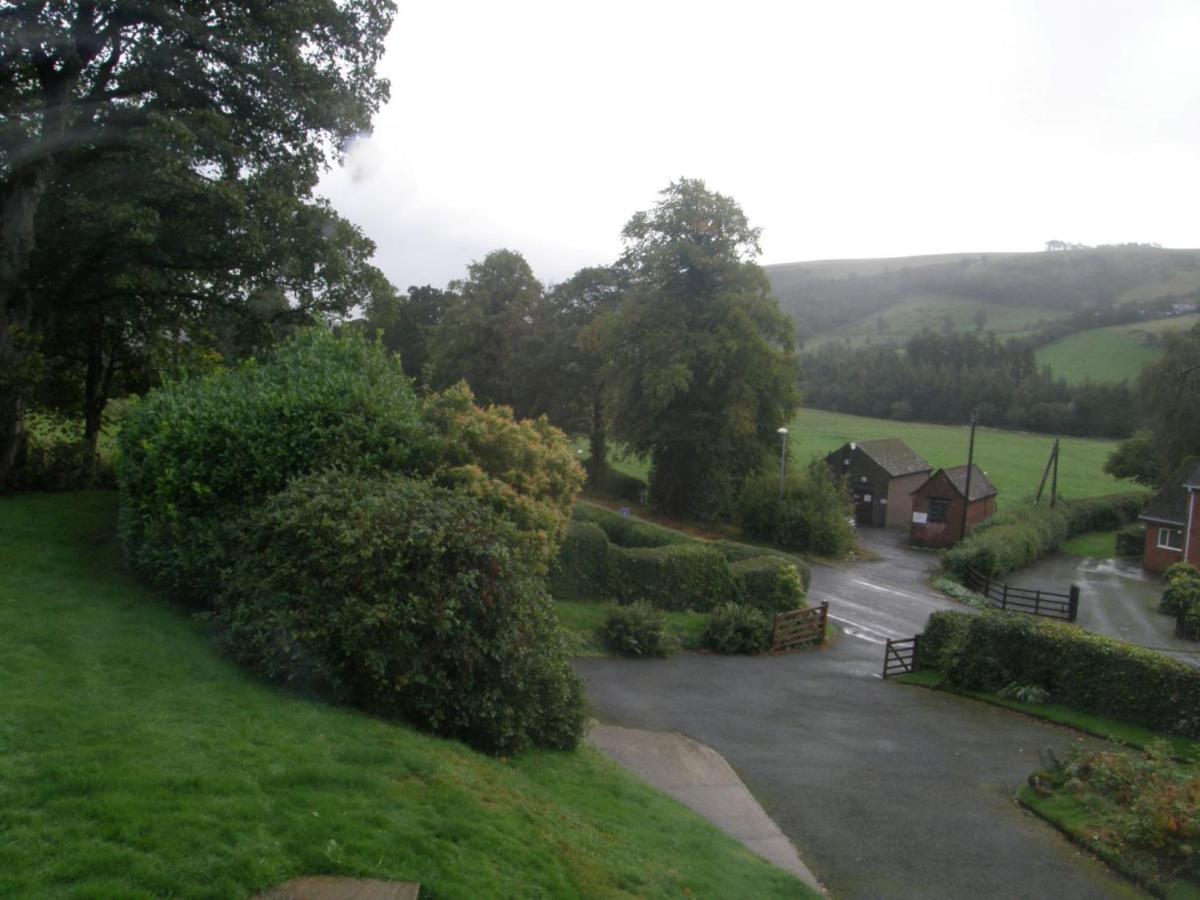 Hotel The Old Vicarage Llangurig Exteriér fotografie